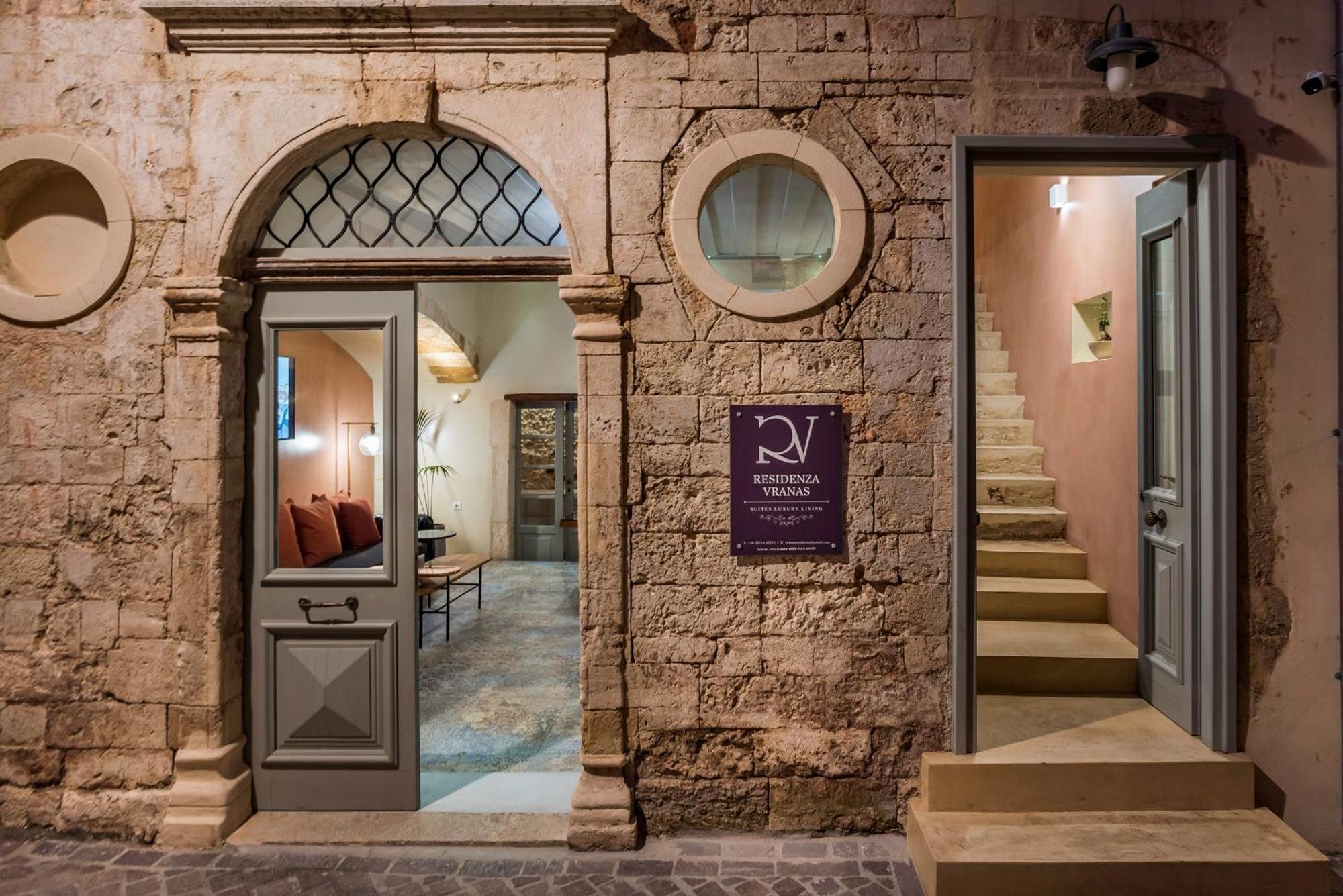 Residenza Vranas Boutique Hotel Chrissi Akti Chania Exterior foto