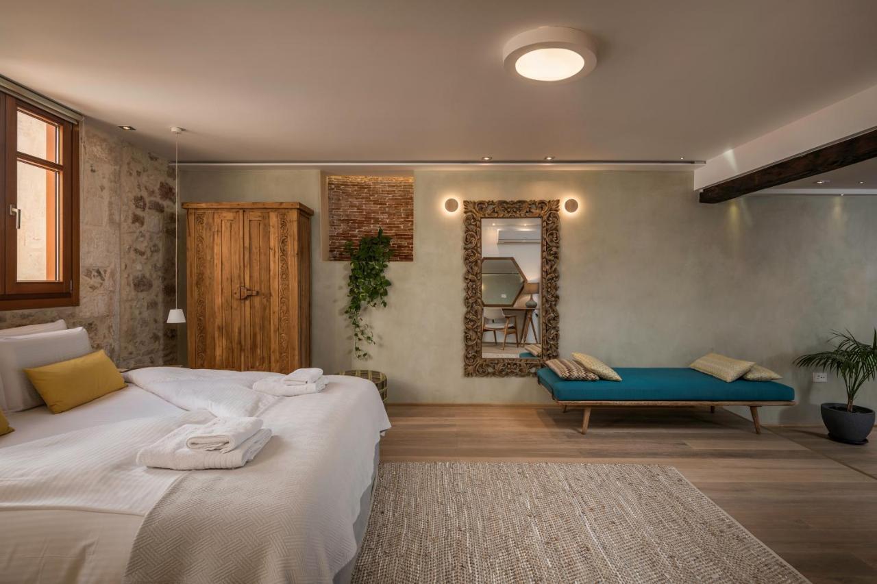 Residenza Vranas Boutique Hotel Chrissi Akti Chania Exterior foto